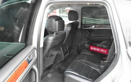 Volkswagen Touareg III, 2010 год, 2 049 000 рублей, 11 фотография