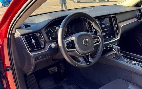 Volvo V60 II, 2019 год, 2 500 000 рублей, 4 фотография