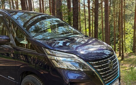 Nissan Serena IV, 2020 год, 2 300 000 рублей, 4 фотография