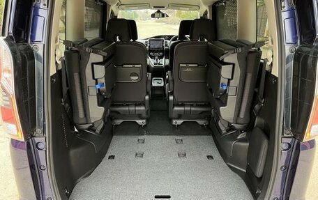 Nissan Serena IV, 2020 год, 2 300 000 рублей, 7 фотография