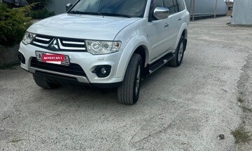 Mitsubishi Pajero Sport II рестайлинг, 2015 год, 2 100 000 рублей, 5 фотография