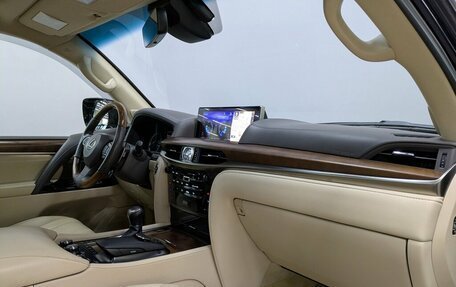 Lexus LX III, 2016 год, 6 800 000 рублей, 19 фотография