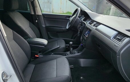 Skoda Rapid I, 2017 год, 720 000 рублей, 9 фотография