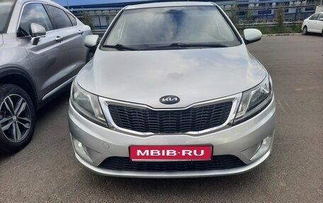 KIA Rio III рестайлинг, 2013 год, 715 000 рублей, 1 фотография