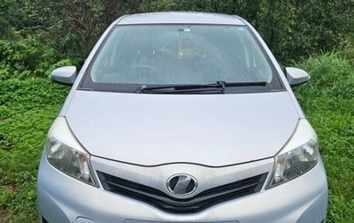 Toyota Vitz, 2012 год, 640 000 рублей, 1 фотография