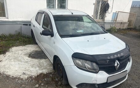 Renault Logan II, 2016 год, 355 000 рублей, 1 фотография