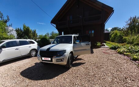 Mitsubishi Pajero IV, 2019 год, 3 350 000 рублей, 2 фотография