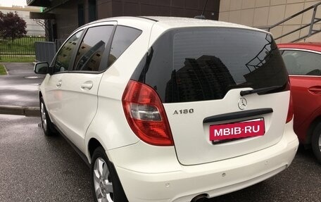 Mercedes-Benz A-Класс, 2010 год, 627 000 рублей, 3 фотография