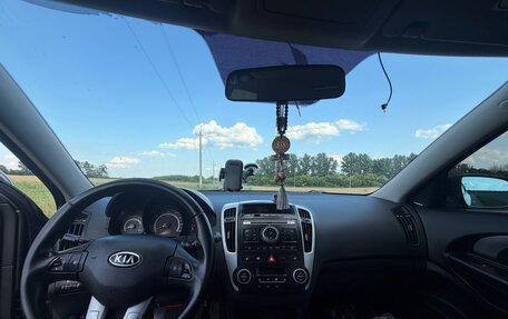 KIA cee'd I рестайлинг, 2010 год, 690 000 рублей, 9 фотография