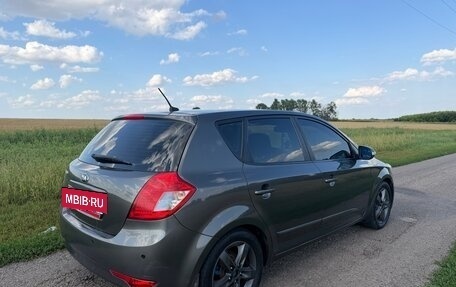 KIA cee'd I рестайлинг, 2010 год, 690 000 рублей, 6 фотография