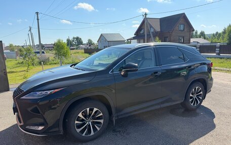 Lexus RX IV рестайлинг, 2021 год, 4 700 000 рублей, 4 фотография