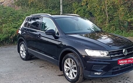Volkswagen Tiguan II, 2020 год, 2 900 000 рублей, 2 фотография