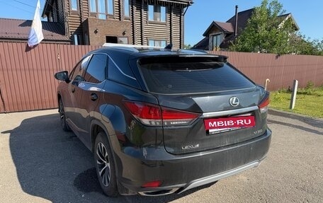 Lexus RX IV рестайлинг, 2021 год, 4 700 000 рублей, 7 фотография