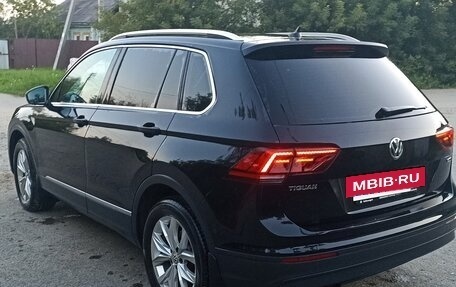 Volkswagen Tiguan II, 2020 год, 2 900 000 рублей, 6 фотография