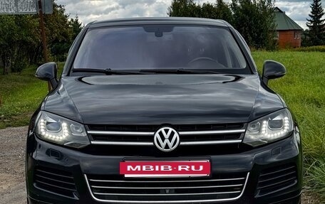 Volkswagen Touareg III, 2010 год, 1 500 000 рублей, 2 фотография