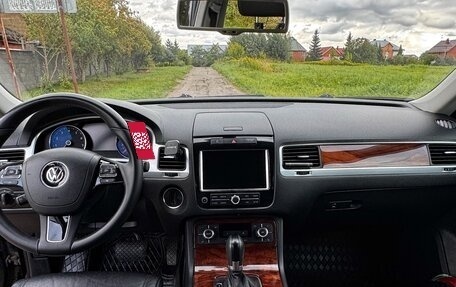 Volkswagen Touareg III, 2010 год, 1 500 000 рублей, 8 фотография