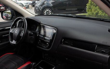 Mitsubishi Outlander III рестайлинг 3, 2019 год, 2 098 000 рублей, 8 фотография