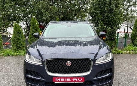 Jaguar F-Pace, 2017 год, 2 199 000 рублей, 5 фотография