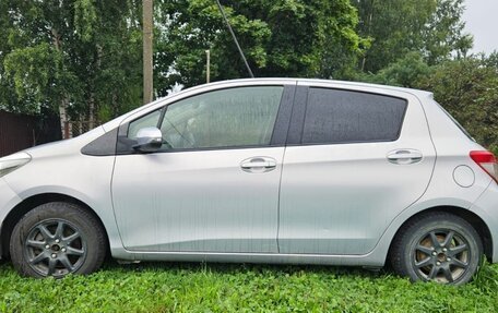 Toyota Vitz, 2012 год, 640 000 рублей, 5 фотография