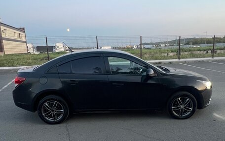 Chevrolet Cruze II, 2009 год, 520 000 рублей, 3 фотография