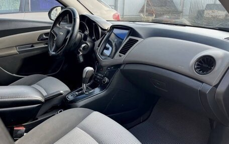 Chevrolet Cruze II, 2009 год, 520 000 рублей, 9 фотография