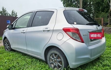 Toyota Vitz, 2012 год, 640 000 рублей, 6 фотография