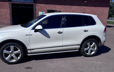 Volkswagen Touareg III, 2011 год, 1 550 000 рублей, 4 фотография