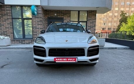 Porsche Cayenne III, 2023 год, 13 250 000 рублей, 2 фотография