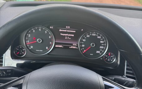 Volkswagen Touareg III, 2011 год, 1 550 000 рублей, 8 фотография