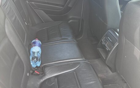Volkswagen Touareg III, 2011 год, 1 550 000 рублей, 9 фотография