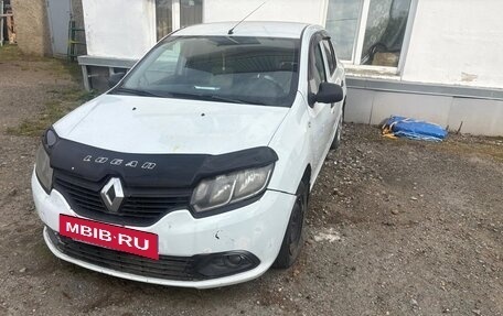 Renault Logan II, 2016 год, 355 000 рублей, 2 фотография