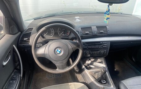BMW 1 серия, 2005 год, 331 000 рублей, 8 фотография