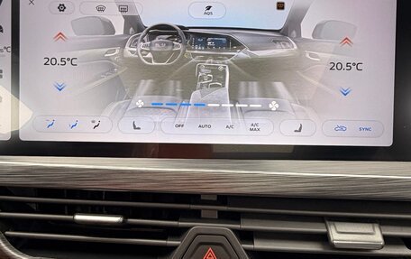 Geely Tugella FY11, 2024 год, 2 700 000 рублей, 14 фотография