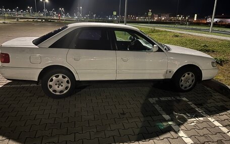 Audi A6, 1995 год, 300 000 рублей, 12 фотография