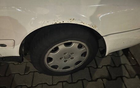Audi A6, 1995 год, 300 000 рублей, 14 фотография