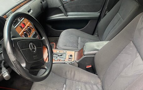 Mercedes-Benz E-Класс, 1999 год, 230 000 рублей, 10 фотография
