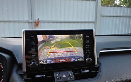 Toyota RAV4, 2021 год, 3 900 000 рублей, 7 фотография