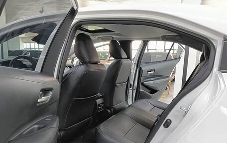 Toyota Corolla, 2023 год, 2 200 000 рублей, 10 фотография