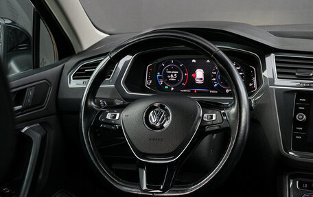Volkswagen Tiguan II, 2020 год, 3 290 000 рублей, 11 фотография