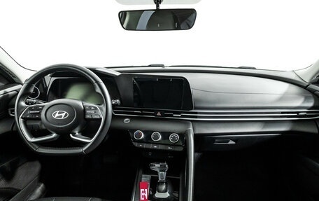 Hyundai Elantra, 2023 год, 2 049 700 рублей, 13 фотография