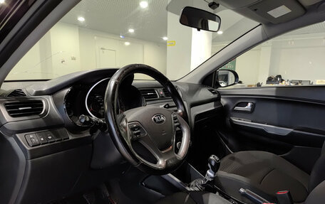 KIA Rio III рестайлинг, 2017 год, 1 099 000 рублей, 20 фотография