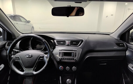 KIA Rio III рестайлинг, 2017 год, 1 099 000 рублей, 18 фотография