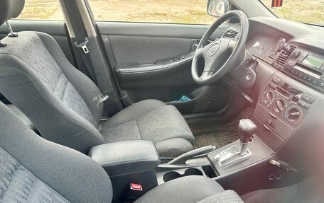 Toyota Corolla, 2004 год, 700 000 рублей, 2 фотография