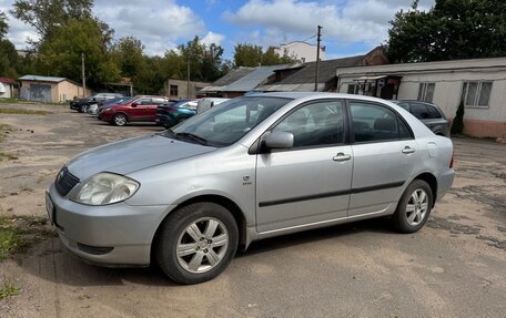 Toyota Corolla, 2004 год, 700 000 рублей, 6 фотография