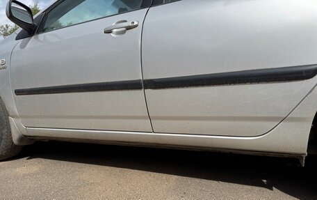 Toyota Corolla, 2004 год, 700 000 рублей, 7 фотография