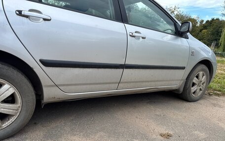 Toyota Corolla, 2004 год, 700 000 рублей, 9 фотография