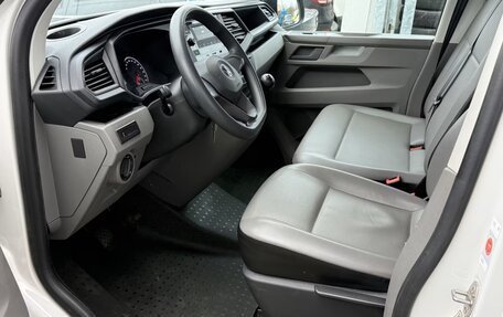 Volkswagen Transporter T6 рестайлинг, 2022 год, 3 790 000 рублей, 7 фотография