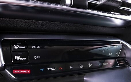 KIA K5, 2020 год, 2 099 000 рублей, 21 фотография