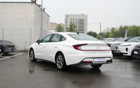 Hyundai Sonata VIII, 2021 год, 2 050 000 рублей, 5 фотография