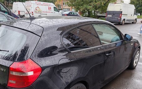 BMW 1 серия, 2011 год, 680 000 рублей, 4 фотография
